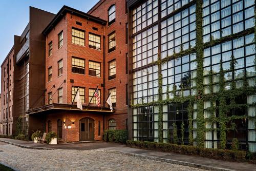 Warwick Hôtel | The LOOM Hotel, Tapestry Collection by Hilton