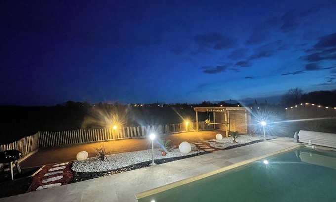 Creysse Villa | L'hérisson LOPIC