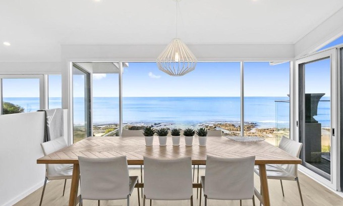 Lorne Maison | The Lorne House