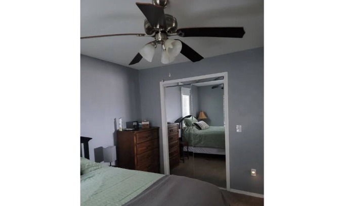 Sallisaw Maison | The Love Shack. Nice 1 bdrm home with fenced yard for your pet to enjoy