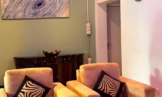 Mount Lavinia Villa | The Lovina Place