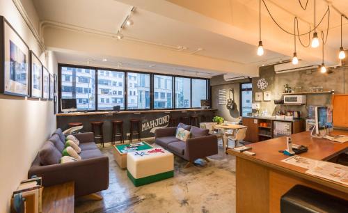 To Kwa Wan Auberge | The Mahjong