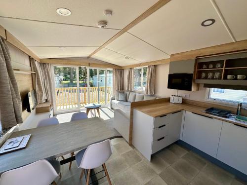 Aberlour Autre | The Malt Van - Beautiful, luxury static caravan