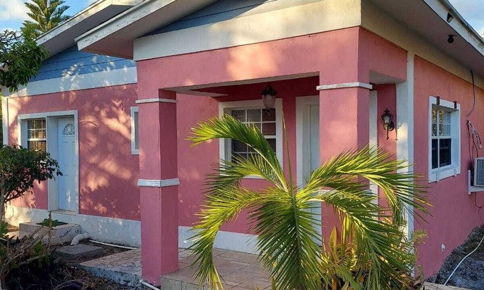 Jimmy Hill Maison | The manner EN suite, marvelous 1 bedroom suite in moss Town exuma with AC, WiFi