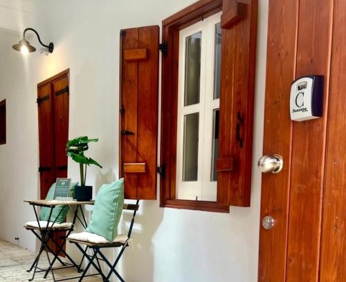 Omodos Maison | The Mansion By Penelope