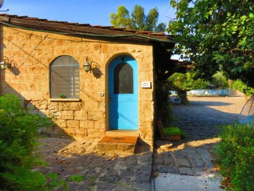 Yesod HaMa'ala Cabine | THE MANSION in yesod hamaala