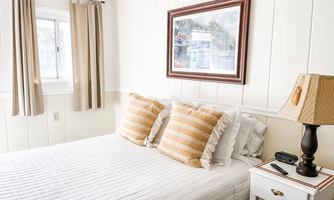 Whitehall Appartement | The Maple Tree Inn - #14