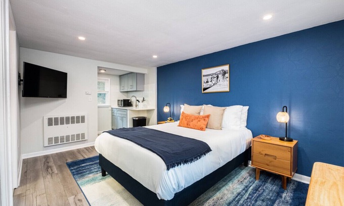 Old Mystic Appartement | The Mason Studio · Near Mystic, Casinos + USCGA
