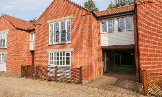 Stalham Maison | The Mill Stones