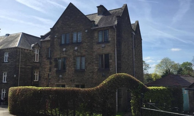 Robert Town Lit Et Petit-Déjeuner | The Mirfield Monastery