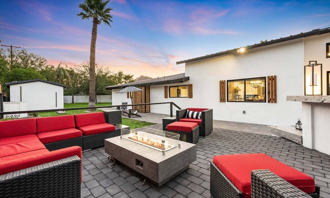 South Scottsdale Maison | The Montecito Main | Luxury Villa in Old Town