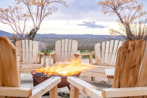 Panorama Heights Maison | The Moondance By The Cohost Company