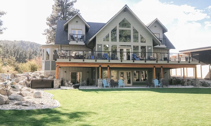 Leavenworth Maison | The Moose River House - Maison spacieuse au bord de la rivière / Près de la ville