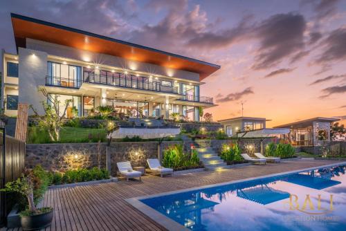 Lovina Maison | THE most luxury 5BR villa in Lovina! Stunning Outlook!
