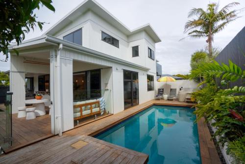 Mount Maunganui Maison | The Mount Retreat By Aotearoa Escapes