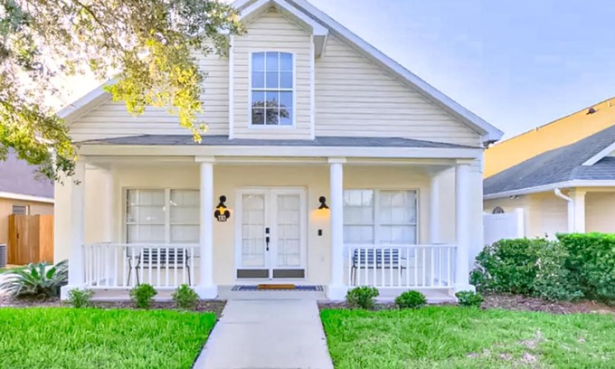 Bridgewater Crossing Maison | The Mouse House