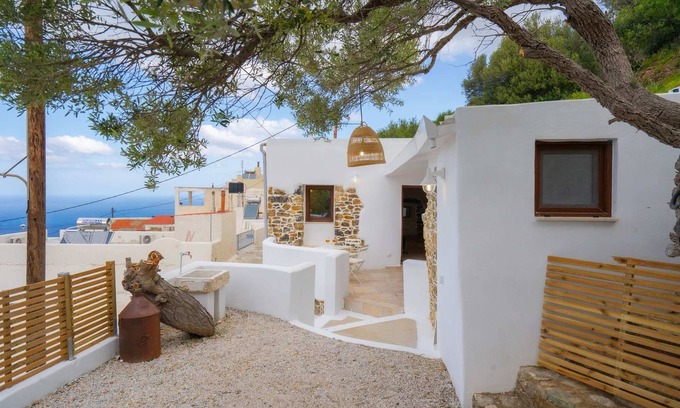 Mirsini Maison | The Mulberry House Su