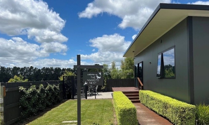 Te Awamutu Autre | The Ngaroto Nest