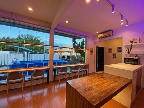 Taman Ipoh Maison | The Nook Holiday Home Cozy, Stylish, Swimming Pool