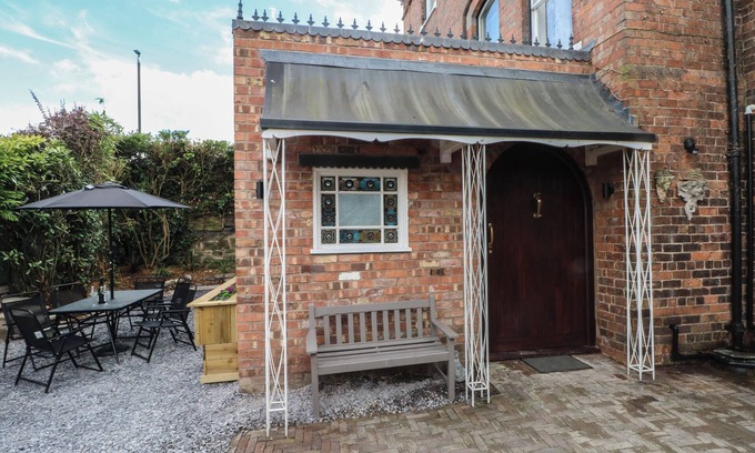 Whitchurch Maison | THE NOOK, pet friendly, character holiday cottage in Whitchurch