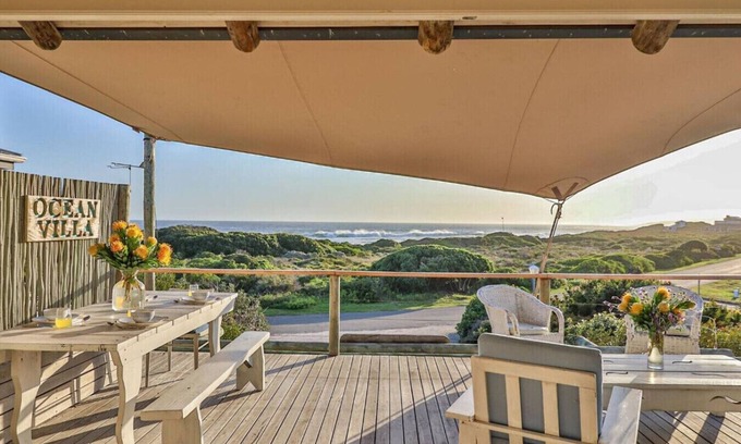 Sandbaai Maison | The Ocean Villa - beachfront home