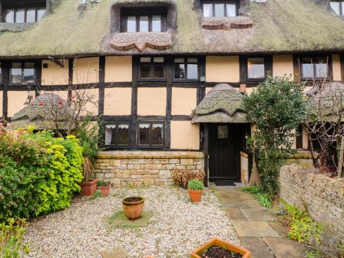 Stanton Maison | The Old Cider Press