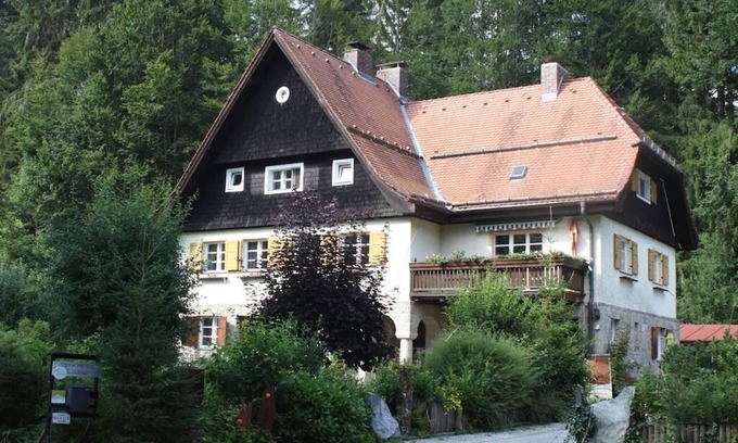 Lindberg Maison | The old customs house Zwieslerwaldhaus Bickels vacation apartments