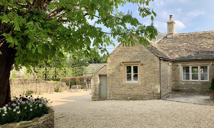 Burford Maison | The Old Dairy, BURFORD