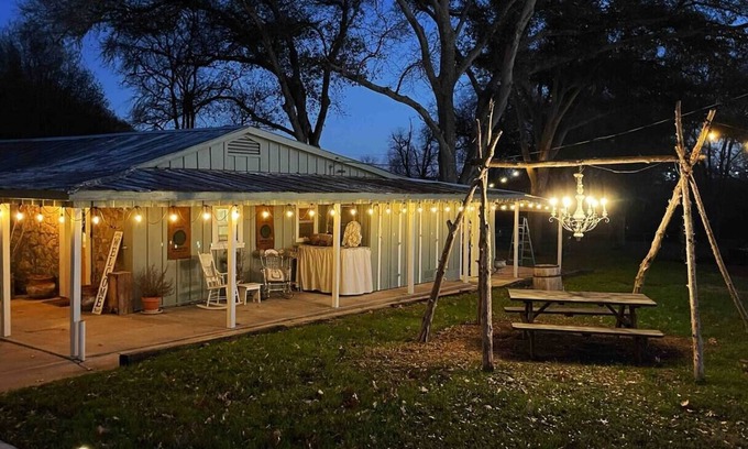 Brenham Maison | The Old Dairy ⭐⭐⭐⭐⭐