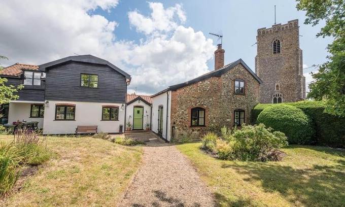 Saxmundham Maison | The Old Forge, Great Glemham