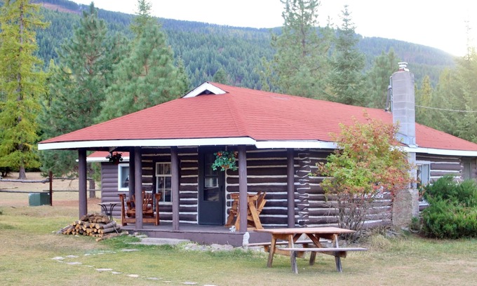 Trout Creek Cabine | "The Old Homestead" Une cabine d'origine Homestead