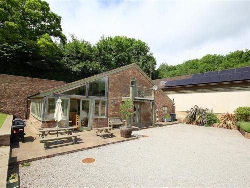 Flaxley Maison | The Old Mill