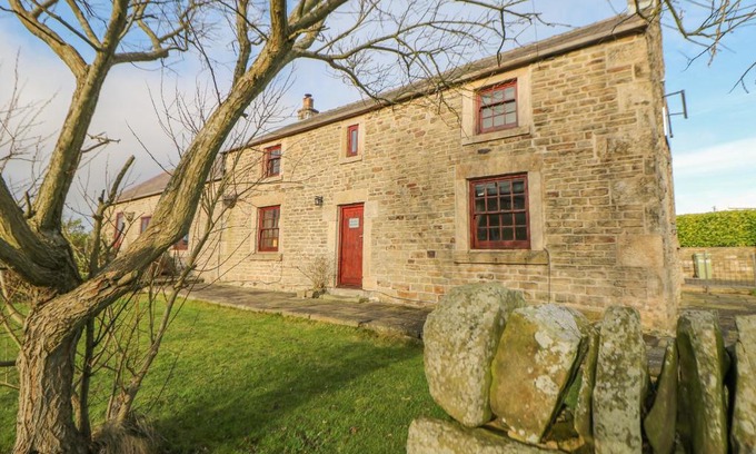 Totley Maison | The Old Robin Hood