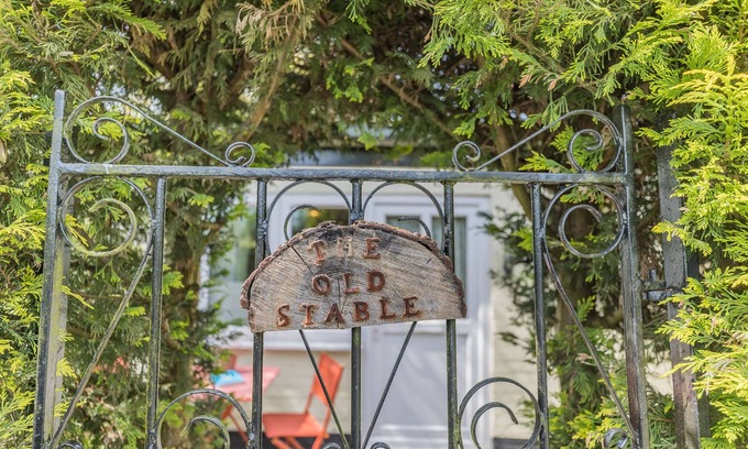 Rock Cottage | The Old Stable, FAR FOREST, WORCESTERSHIRE