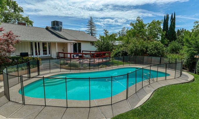 Greenwood Maison | The Olive Get-Away | Pool💦 Game Room🏓 & BBQ♨️