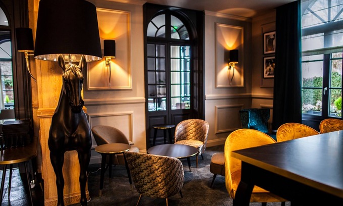 Noeux-les-Mines Hôtel | The Originals Boutique, La Maison Rouge