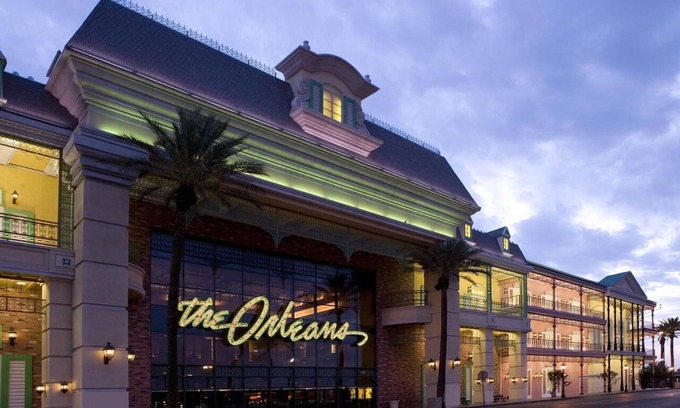 Paradise Hôtel | The Orleans Hotel & Casino