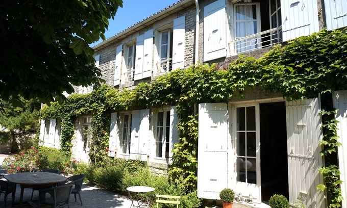 Aigrefeuille-d'Aunis Maison | La Pénardière - La Rochelle - 20 personnes