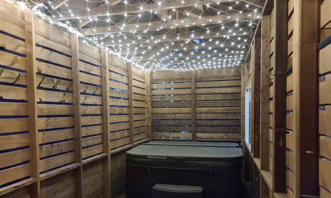Saint-Alphonse-Rodriguez Chalet De Ski | The Panda | Spa | Lake Front | BBQ
