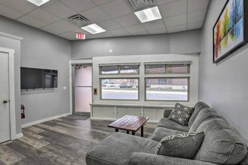 Albert Lea Appartement | The Pad-Spacious King apartment on main level