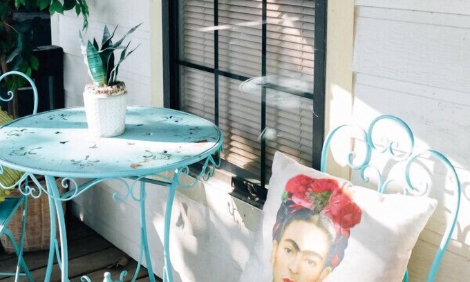 Brenham Maison | The Painted Lady-short walk to downtown square