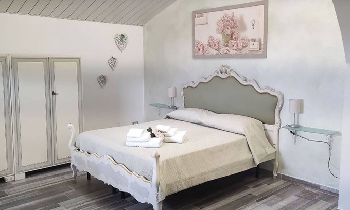 Boissano Lit Et Petit-Déjeuner | THE PAINTER OF STARS B&B A place where it is a pleasure to return.