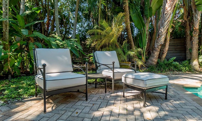 Flamingo Parks Maison | The Palms Cottage Private Pool, Downtown, Beach, The Square