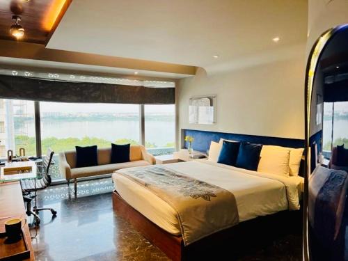 Somajiguda Hôtel | The Park Hyderabad, Banjara Hills near Hussain Sagar Lake