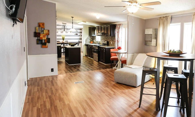 Carencro Maison | The Park Place Guesthouse FREEWiFi / FREE NEXTFIX