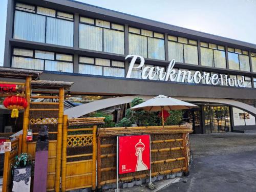 Parkville Hôtel | The Parkmore Hotel