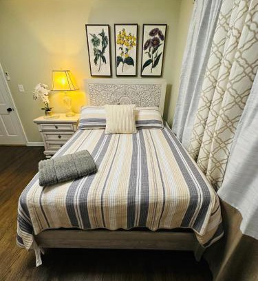 Yardville-Groveville Maison | The Peaceful Perch Retreat Near NYC Elle's Home