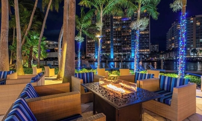 East Fort Lauderdale Hôtel | The Perfect Fusion: Hotel + VrbonExperience the best of both worlds.