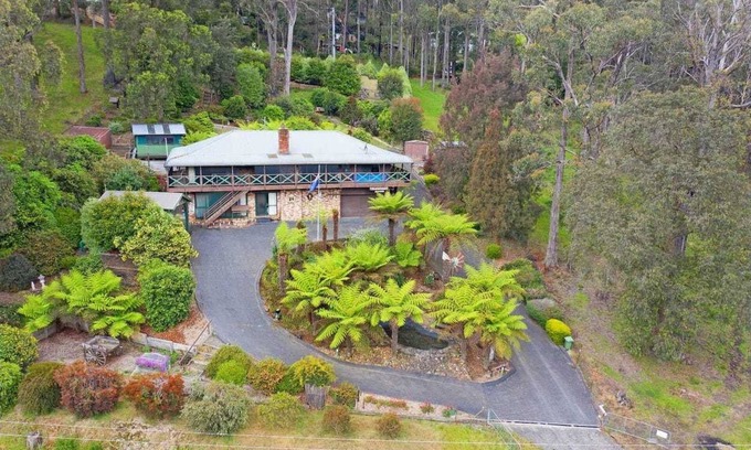 East Warburton Maison | The Perfect Getaway!