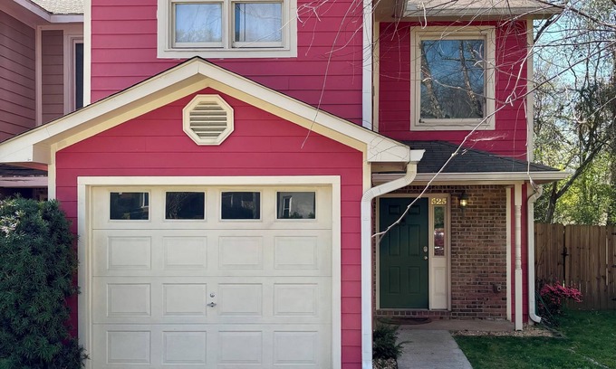 Auburn Maison | The Pink House!!